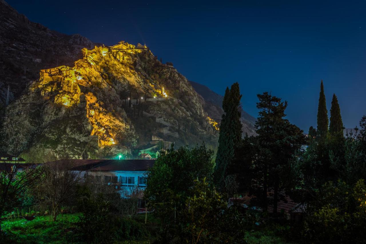 Cozy 2Br Apartment, 3 Min To The Old Town Kotor Eksteriør bilde