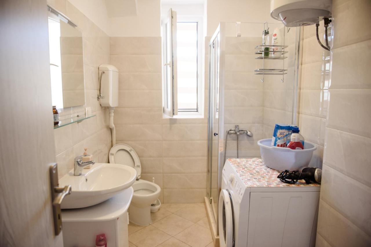 Cozy 2Br Apartment, 3 Min To The Old Town Kotor Eksteriør bilde